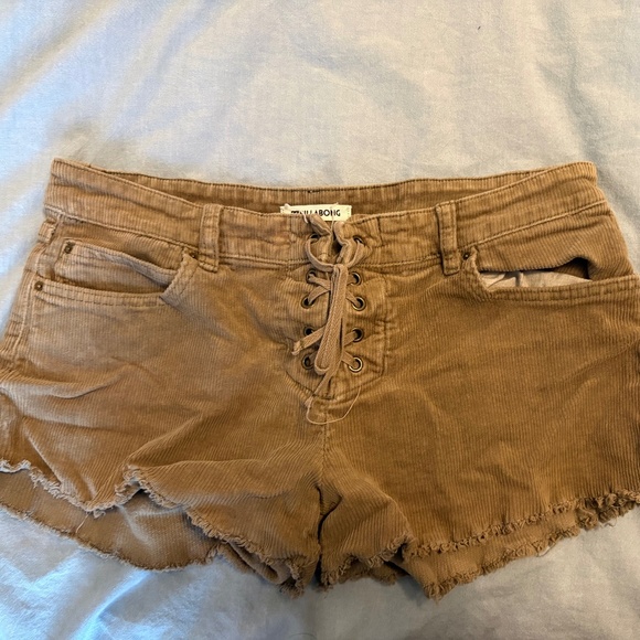 Billabong Cutoff Shorts - Picture 1 of 3